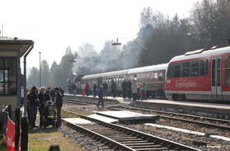 Einfahrt in den Bahnhof Schlettau